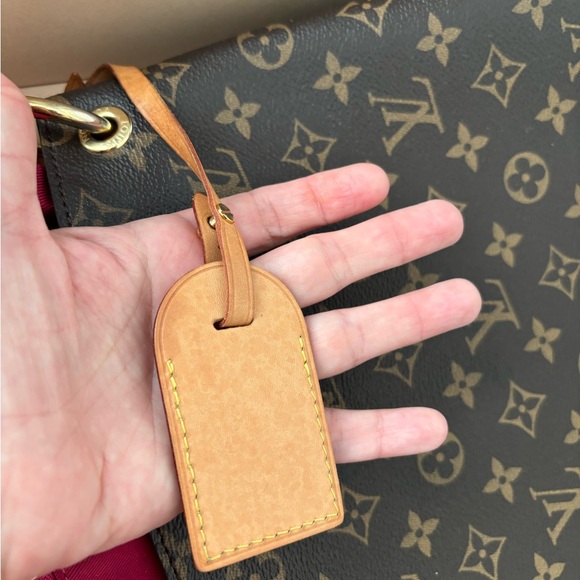 Authentic Louis Vuitton, Graceful MM - Picture 10 of 16